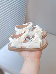 2025 Nuevos zapatos de princesa para niñas con suela blanda y antideslizante, de punta abierta, con cierre de gancho y bucle, en color beige - Beis - Ver 4