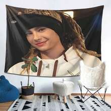 Tom Kaulitz Style Peach Skin Tapestry With Comfortable Pattern, Chic Design, Multi-Functional Wall Hanging For Bedroom Living Room Dormitory Use, Back-To-School Decoration, Holiday Gift To Friends, Party Accessory - 447 - Xem 1