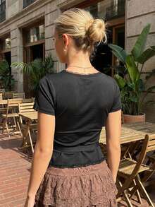 Women Y2k Summer Crop Tops Deep V Neck Lace Trim Bandage Tops Short Sleeve Slim Fit T Shirt Going Out Tops Club Streetwear Fairy Aesthetic Clothes - 黑色 - 查看 2