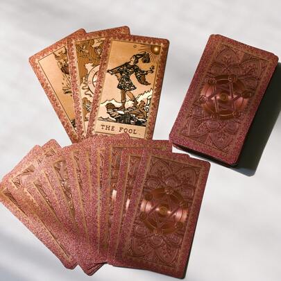 Vintage Stamp PET Tarot Card Gift Box Set - Full Set Of 78 Black Gold Tarot Cards For Beginners, Tarot Deck With Multiple Modes, Tarot Cards And Meanings For Experts, 4.7in*2.8in(12cm*7cm), Fortune Telling, Divination, Oracle Cards, Christmas, Halloween, Thanksgiving, Gift, Destiny, Future, Prophecy (Includes English Tarot Card Guide)