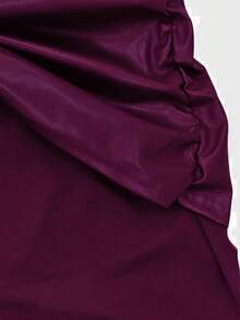 Vestido mini de un solo color sin mangas + Conjunto de 2 piezas con decoración de nudo de PU, vestido elegante de un solo color con volantes en el bajo para el verano - Burdeos - Ver 3