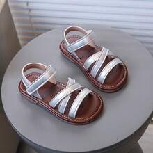 1 par de sandalias abiertas de planas para bebé en color plateado, zapatos de playa versátiles y de moda para niños y niñas - Plateado - Ver 5