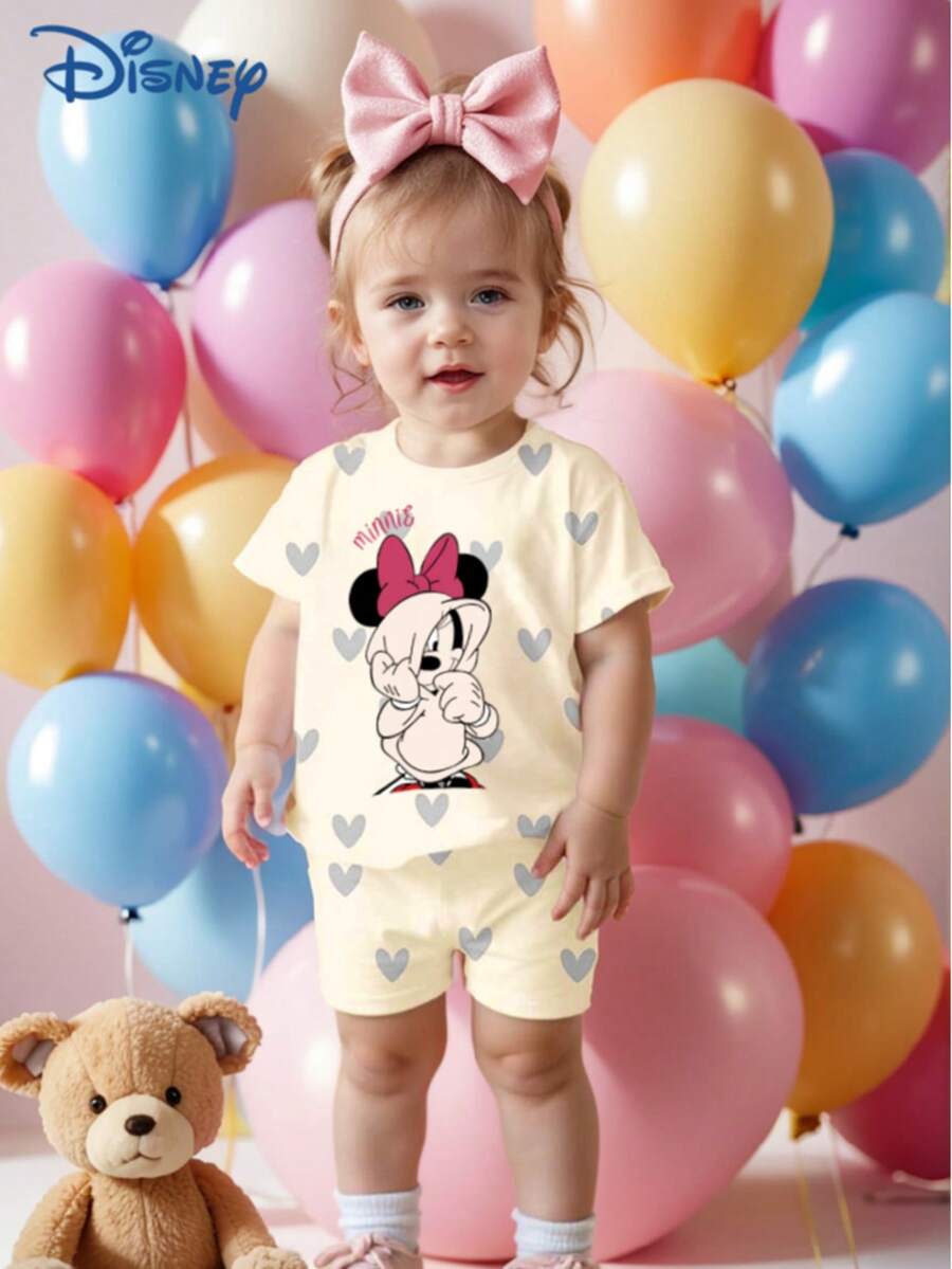 Disney 女婴两件套，可爱爱心米妮印花T恤和短裤套装，休闲女婴日常基础款字母印花针织圆领短袖松紧腰裤，户外假日服装 - 杏色 - 查看 1