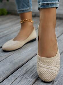 圆头女士平底鞋，针织休闲鞋，夏季透气芭蕾舞鞋，妈妈款套脚乐福鞋，百搭平底鞋，颜色包括黑色、白色、橄榄绿、米色、天蓝色、浅蓝色、卡其色、浅棕色、藏青色、黄色，适合春秋季穿着，大码可选，网面休闲运动鞋，步行鞋，纯色套脚鞋 - 915米色 - 查看 3