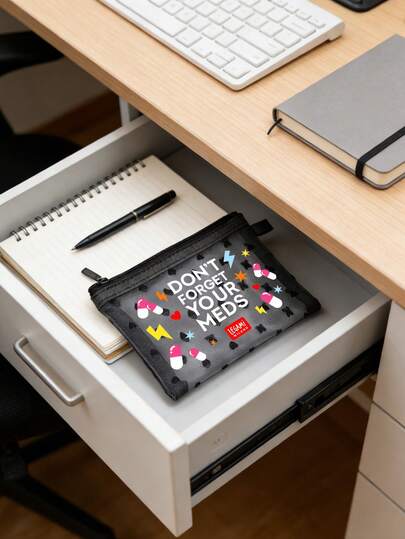 1 pieza Bolsa de malla portátil mini con estampado de píldoras de dibujos animados, organizador de botiquín de primeros auxilios para uso doméstico y al aire libre, bolsa de almacenamiento de píldoras de emergencia para viajes | Bolsa de maquillaje linda, estuche de cosméticos, bolsa de aseo, para bolsa de almacenamiento de viajes, bolsa de maquillaje, bolsa de cosméticos, bolsa de vacaciones, regalo del Día Nacional de los Emiratos Árabes Unidos, regalo de cumpleaños para el mejor amigo, recuerdos de fiesta, intercambio de pequeños regalos