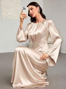 女士优雅香槟色A字型长裙 - 圆领，褶裥细节，系带腰身，垫肩，不对称喇叭袖，飘逸缎面面料，新年、派对和约会的完美之选 - 香檳色 - 查看 1