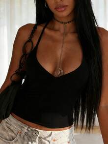 Áo hai dây croptop màu đen dành cho nữ, thiết kế dệt kim khoét lỗ với chi tiết nơ, phù hợp cho đi chơi, dự tiệc và phong cách đường phố. - màu đen - Xem 2