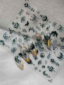 1 Tờ Hình Dán Móng Tay Chủ Đề Huyền Bí, Gồm Hình Mắt Toàn Năng, Trăng Khuyết, Rắn, Dơi, Hoa Sen, Họa Tiết Hình Học, Đầu Lâu, Biểu Tượng Bướm Đêm, với Hiệu Ứng Chuyển Màu Vết Mực, Thích Hợp Để Tạo Kiểu Móng Tay Nghệ Thuật Theo Phong Cách Huyền Bí & Phù Thủy Độc Đáo. - màu đen - Xem 5