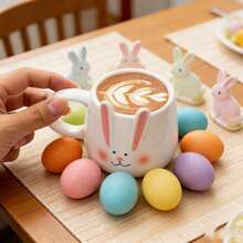 1 pieza Taza de cerámica con forma de conejo de 250ml, diseño de conejo de dibujos animados con orejas amarillas y rosas, taza de alta calidad para desayuno, café o leche, para el hogar y la oficina, estilo primaveral encantador - Copa de conejo de orejas rosas - Ver 2