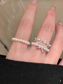 3件套芭蕾舞风格蝴蝶结珍珠串珠戒指套装，银色丝带蝴蝶结可调节叠戴戒指，优雅设计，日常佩戴饰品，送给女友、家人、圣诞节、情人节、生日、母亲节的礼物 - 銀色 - 查看 5