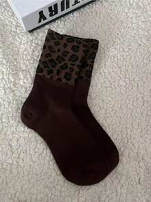 1/3 双新款秋冬豹纹咖啡棕色女士中筒袜韩版时尚四季百搭 - 彩色 - 查看 5