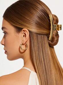 Yves Saint Laurent Large Gold Metal Hair Claw Clip 10cm/3.93in Strong Hold Hair Clamp For Thick Hair - Gold - View 2