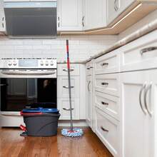 RinseClean Spin Mop & Bucket System + 2 Extra Mop Heads| Clean With Clean Water | Removes 99% Of Bacteria - A - Xem 6