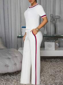 GLOURI Women's White Two-Piece Loungewear Set - Short Sleeve Top & High-Waisted Wide-Leg Pants & Drawstring Waist & Side Pocket Detail | Casual Sporty Fit For Weekend, Casual Hangouts & Running Errands Relaxed For Effortlessly Stylish Looks - trắng - Xem 4