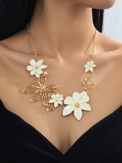 1pc European And American Exaggerated Chrysanthemum Design Hollow Glazed Floral Necklace, Suitable For Women's Daily Wear And Parties