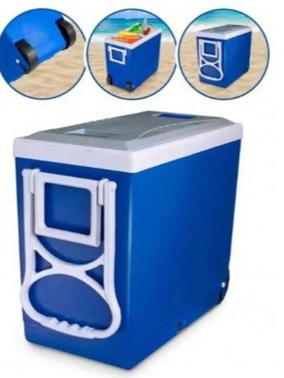 Super Caixa Térmica Cooler Prático Com Rodinhas 32 Litros Azul OU Preta