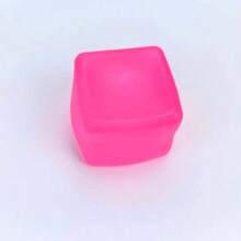 Stress Relief Cube - A Handheld Desktop Toy, Effectively Relieves Anxiety.Made Of Super Resilient Squeezable Material, Maintains Cubic Shape.Perfect For Classroom Rewards, Party Favors, And Holiday Gifts! - Màu tím - Xem 3