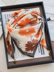 1pc Minimalist Fashion Convenient Leaf Print Faux Silk Magnetic Clasp Scarf, Soft Breathable Square Ladies Fashion Scarf Shawl - Maple Leaves - View 9