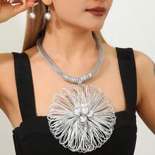 1 Set handgefertigter mehrschichtiger übertriebener Halskette, bohemian-artiger Strandresort-Party-Schmuck im Stil des Nahen Ostens, elegante Vintage-Schmuckhalskette und -Ohrringe für Frauen - Silber - Übersicht 1