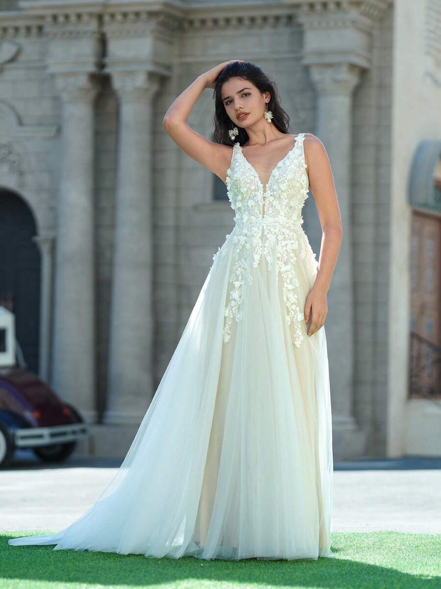 YOUKEFEIER Deep V-Neck Lace Embroidered With 3D Floral Long Wedding Dress - Beige - View 1