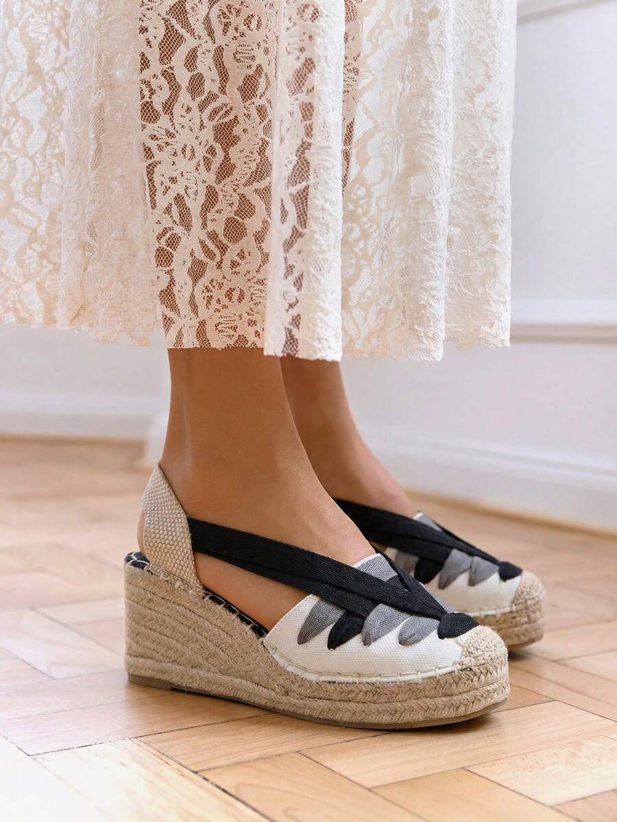 VIKIVIKI SHOES Women's Espadrilles With A Wedge Sandal Style, Valencian Espadrille, Closed Front Design With Decorative Fabric Details And Overlapping Bands, Wrap-Around Structure With Crossed Straps That Integrate Into The Instep And Open Sides, Comfortable And Flexible Fit, Lightweight Jute Platform With Non-Slip Sole, Elegant And Stylish, Breathable, Ideal For Summer, Holidays, Beach, Daily Walks, City And Casual Chic Looks - 黑色 - 查看 1