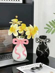 Vaso branco com laço rosa, vaso de flores delicado para quarto de estudante, decoração feminina e charmosa para apartamento. - Tamanho único serve para todos - Ver 5