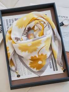 1pc Minimalist Fashion Convenient Leaf Print Faux Silk Magnetic Clasp Scarf, Soft Breathable Square Ladies Fashion Scarf Shawl - Maple Leaves - View 8