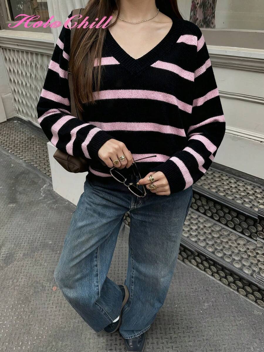 HoloChill 女款年輕網紅休閒風圓領拼色條紋針織套頭毛衣,2026夏季休閒新款,女款羅紋針織條紋套頭毛衣,長袖標準版上衣,適合春秋穿著,高彈力面料,女款外出穿搭,秋季毛衣,返校,返校舞會,秋冬 - 黑色 - 查看 1