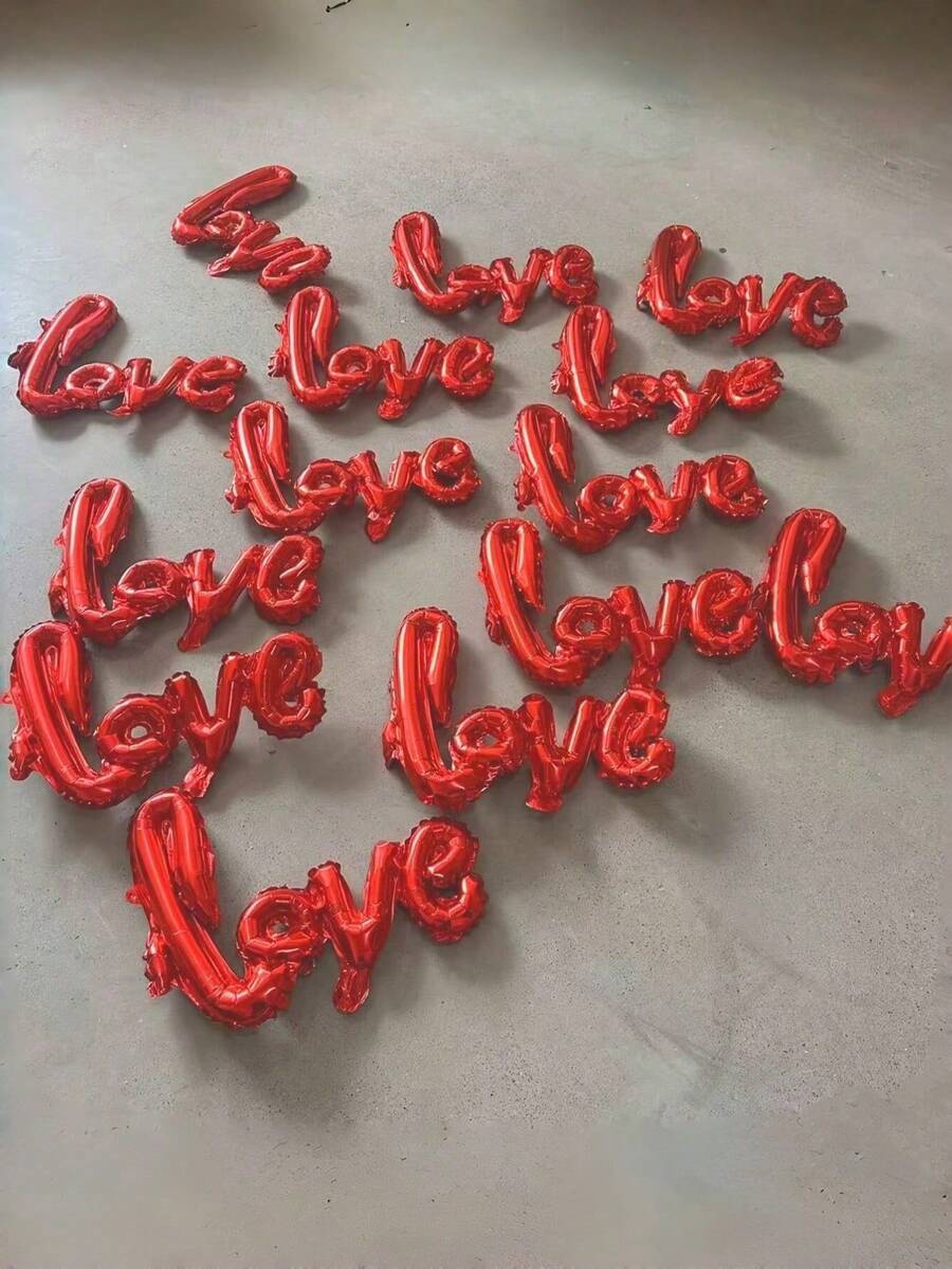 10/20个21英寸红色爱心铝箔气球，完美适用于母亲节、情人节、婚礼、订婚、新娘送礼会装饰、浪漫场景布置、周年纪念、家居和派对装饰。无需用电，是婚礼、房间背景和户外装饰的理想之选。礼品/赠品。 - 彩色 - 查看 1