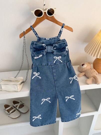 1 pieza Mono de niña bebé con estilo callejero de moda, de color azul con tirantes, decorado con un gran moño y estampado de mariposa, adecuado para la calle, sesiones de fotos y atuendo escolar