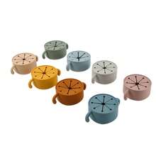 硅胶防漏零食杯，送给幼儿和婴儿的完美礼物 - 白色 - 查看 4