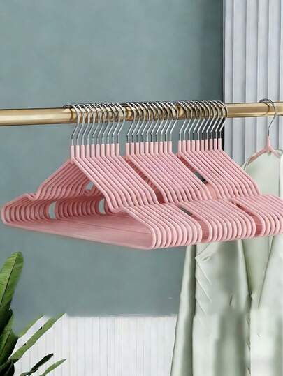 20pcs Premium Non-Slip Coated Hangers, Lightweight And Fashionable Closet Storage Solution, Easily Organize Shirts And Pants, Ideal For Wardrobe Refresh In Spring/Summer, Also A Great Gift Choice, Minimalist Design Perfectly Fits Modern Home Decor, Elevate Your Closet Aesthetics This Holiday Season. Metal Hangers Suitable For Shirts, Jackets, Pants, Non-Slip Rubber Coating, 40cm, White/Black/Pink, 40cm 1/5/10/20pcs,Storage Orangizer,Travel Essential