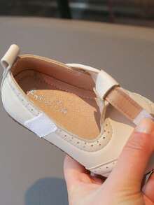 1双女童软底真皮玛丽珍鞋，透气圆头休闲鞋，适合春、夏、秋季穿着 - 米色 - 查看 9