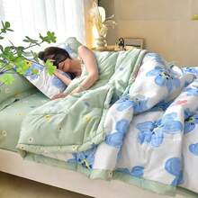 1pc Skin-Friendly Minimalist Plaid + Floral Quilted Wide-Edge Summer Quilt, Soft & Fine, Moisture-Wicking & Breathable, Minimalist & Elegant, Fashionable Air Conditioning Quilt - Spring Blossoms - View 6