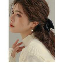 Pearl Earrings, Minimalist Round Design, High-End Quality, Minimalist Dangle Earrings, Women's Valentine's Day Gold St. Patrick's Day Earrings - Multicolor - View 7