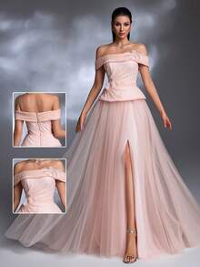 Vestido de noche de estilo princesa con falda de tul, cintura con peplum, bordado de encaje 3D con flores y hombros descubiertos en color rosa claro - Rosa Pálido - Ver 2