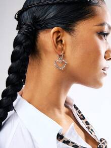 1 对深色朋克风格铆钉心形吊坠耳环，适合休闲聚会情人节、妈妈、母亲、母亲节、礼物 - 愛心 - 查看 2