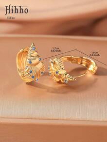 一对清新海洋风贝壳耳环，采用贝壳图案设计，结合3D立体质感和蓝色锆石，散发夏日气息，适合度假、甜美时尚或休闲风格。 - 海螺耳環 - 查看 6