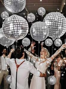 20 quả bóng bay hình cầu disco nhiều kích cỡ - Bóng bay disco 4D cỡ lớn 32", 22", 10" hỗn hợp, màu bạc ánh kim lấp lánh, thích hợp trang trí tiệc sinh nhật chủ đề disco thập niên 70 và 80. - Nhiều màu - Xem 6