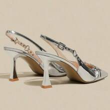Sandalias de tacón alto con punta abierta y una sola hebilla para mujer, a la última moda, zapatos de tacón alto elegantes de inspiración francesa para mujer. - Plateado - Ver 4