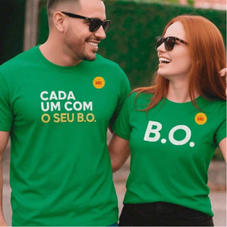 Couple's T-Shirt Set With Phrases - "Each One With Their Own Problem" - Premium Cotton Fabric, 30.1 Thread Count - Lime Green - View 1