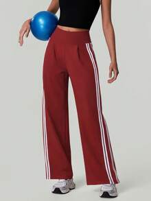 Quần jogger thể thao nữ cạp cao dáng rộng, có sọc bên hông và túi hai bên. - Cam đỏ - Xem 6