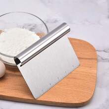 Cortador de masa de acero inoxidable, raspador de banco integrado graduado, espátula manual para pastelería con borde curvado, para rollos de arroz y fideos - Multicolor - Ver 10
