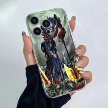Prime blandiendo el hacha de energon entre las ruinas. Esta elegante funda para teléfono es compatible con Samsung, Apple, OPPO, , etc. Fabricada en TPU flexible, resistente a golpes y arañazos, ofrece una excelente protección contra caídas y un agarre cómodo. Es un regalo ideal para familiares, amigos y seres queridos, y una opción perfecta para festivales. - transparente - Ver 2