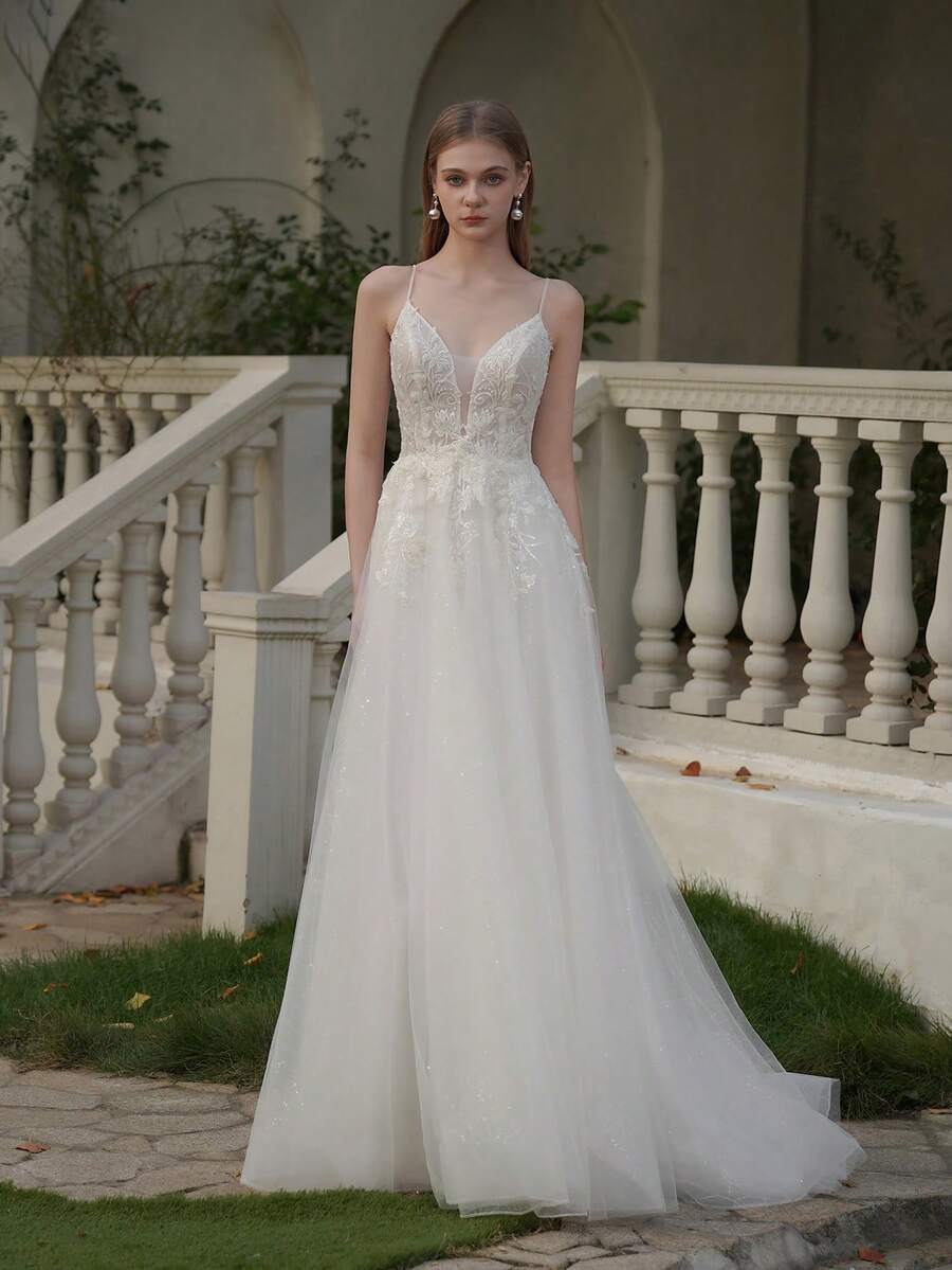 YOUKEFEIER Spaghetti Strap Deep V Lace Embroidery Sexy Long Wedding Dress - Beige - View 1