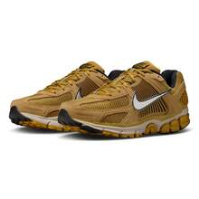 Men's Nike Zoom Vomero 5 Orche/Metallic Silver-FLT Gold (HF1553 301) - 黃色 - 查看 4