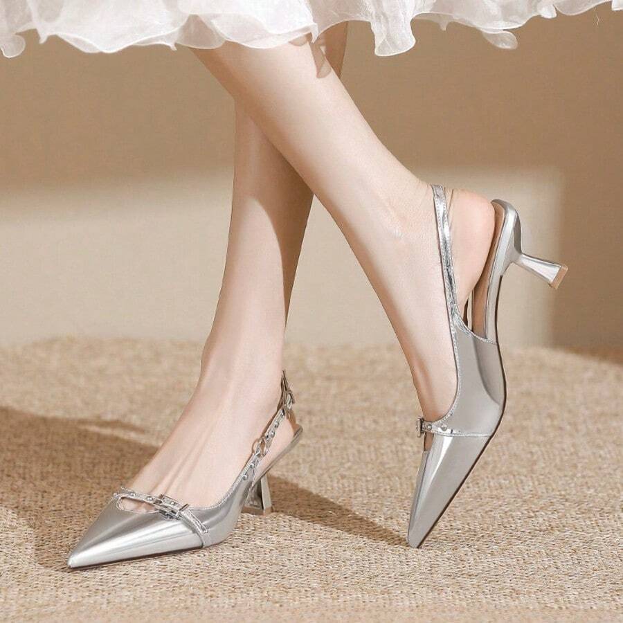 Sandalias de tacón alto con punta abierta y una sola hebilla para mujer, a la última moda, zapatos de tacón alto elegantes de inspiración francesa para mujer. - Plateado - Ver 1