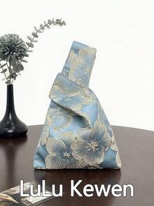 lulu kewen Túi xách mini cầm tay nữ kiểu thắt nút, 1 chiếc, họa tiết hoa, chất liệu polyester, ví màu vàng. Rất phù hợp cho thanh thiếu niên, phụ nữ, nữ sinh, học sinh, nhân viên văn phòng, thích hợp cho mua sắm, kỳ nghỉ, du lịch, dự tiệc, đi làm, hoạt động ngoài trời. Có thể đựng điện thoại di động, chìa khóa, son môi, mỹ phẩm, tiền xu, vật dụng nhỏ, sản phẩm chăm sóc da và các vật dụng cá nhân khác. - Màu xanh lam - Xem 2