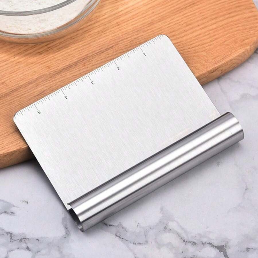 Cortador de masa de acero inoxidable, raspador de banco integrado graduado, espátula manual para pastelería con borde curvado, para rollos de arroz y fideos - Multicolor - Ver 1