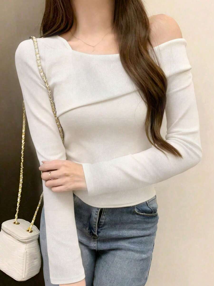 Camiseta de manga larga con hombros descubiertos para mujer, diseño único de blusas para otoño/invierno, casual blanco primavera
